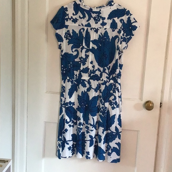 New, never worn Loft short sleeved dress, size medium - Picture 6 of 6